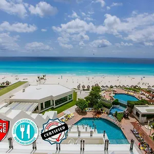3* Aparthotel In Ocean Front