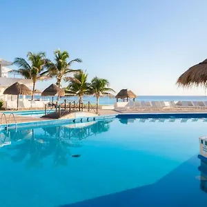 4* Aparthotel Brisas Beachfront Penthouses